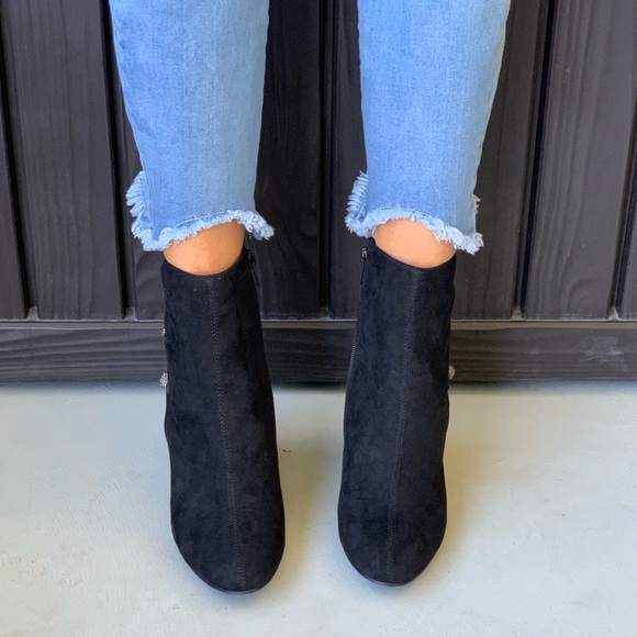 Velvet Sparkle Buttons Block Heel Ankle Booties - Picture 5 of 8